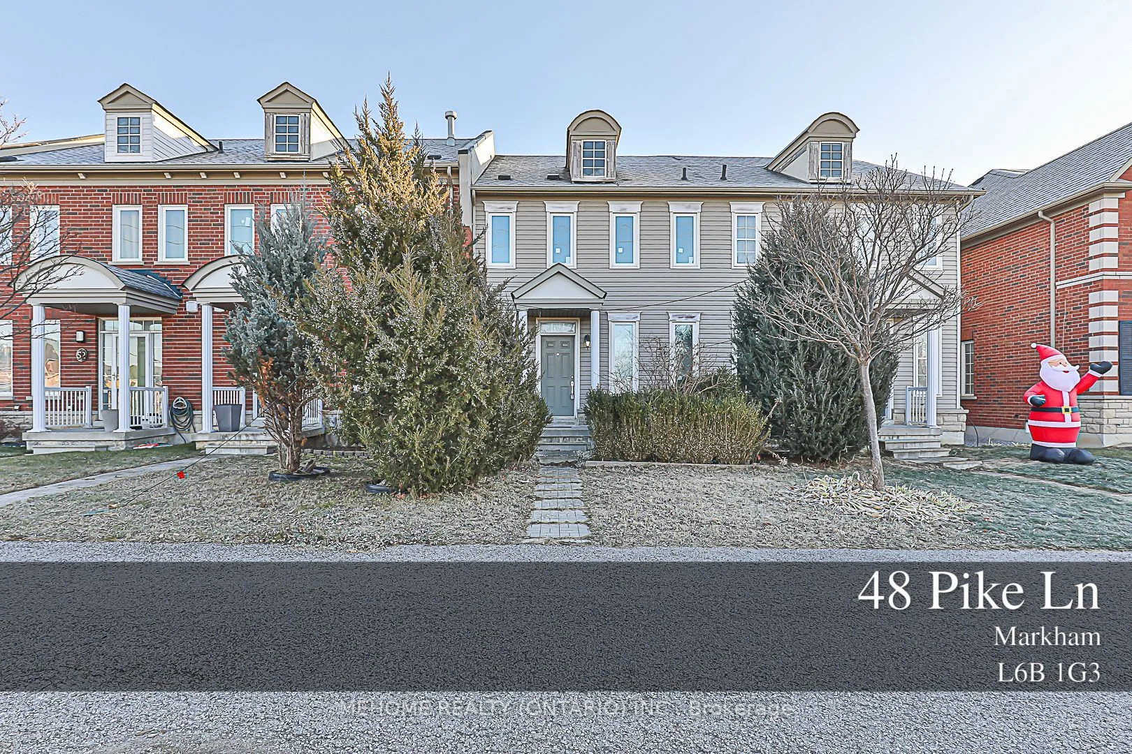 Att/Row/Townhouse in Markham