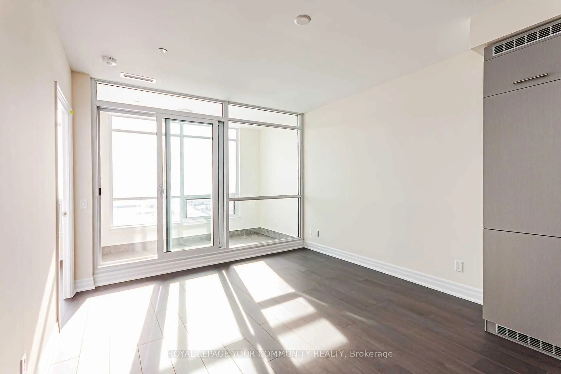 9075 Jane Street 1505, Vaughan, ON L4K 0L7