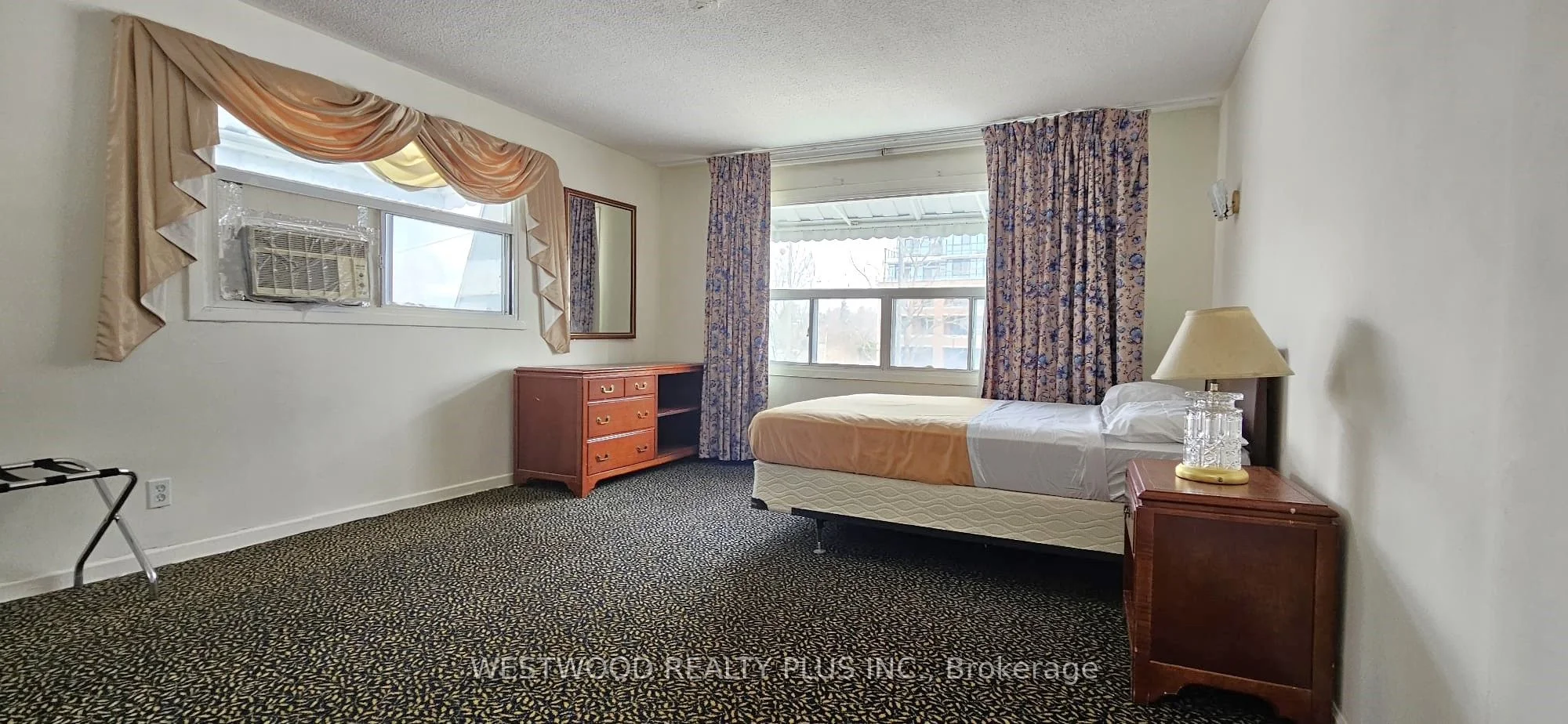 11610 Yonge Street 2nd Fl, Richmond Hill, On L4e 3n7