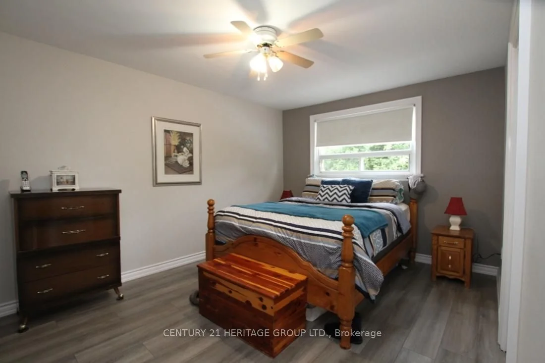386 Simcoe Road, Bradford West Gwillimbury, ON L3Z 1Y9