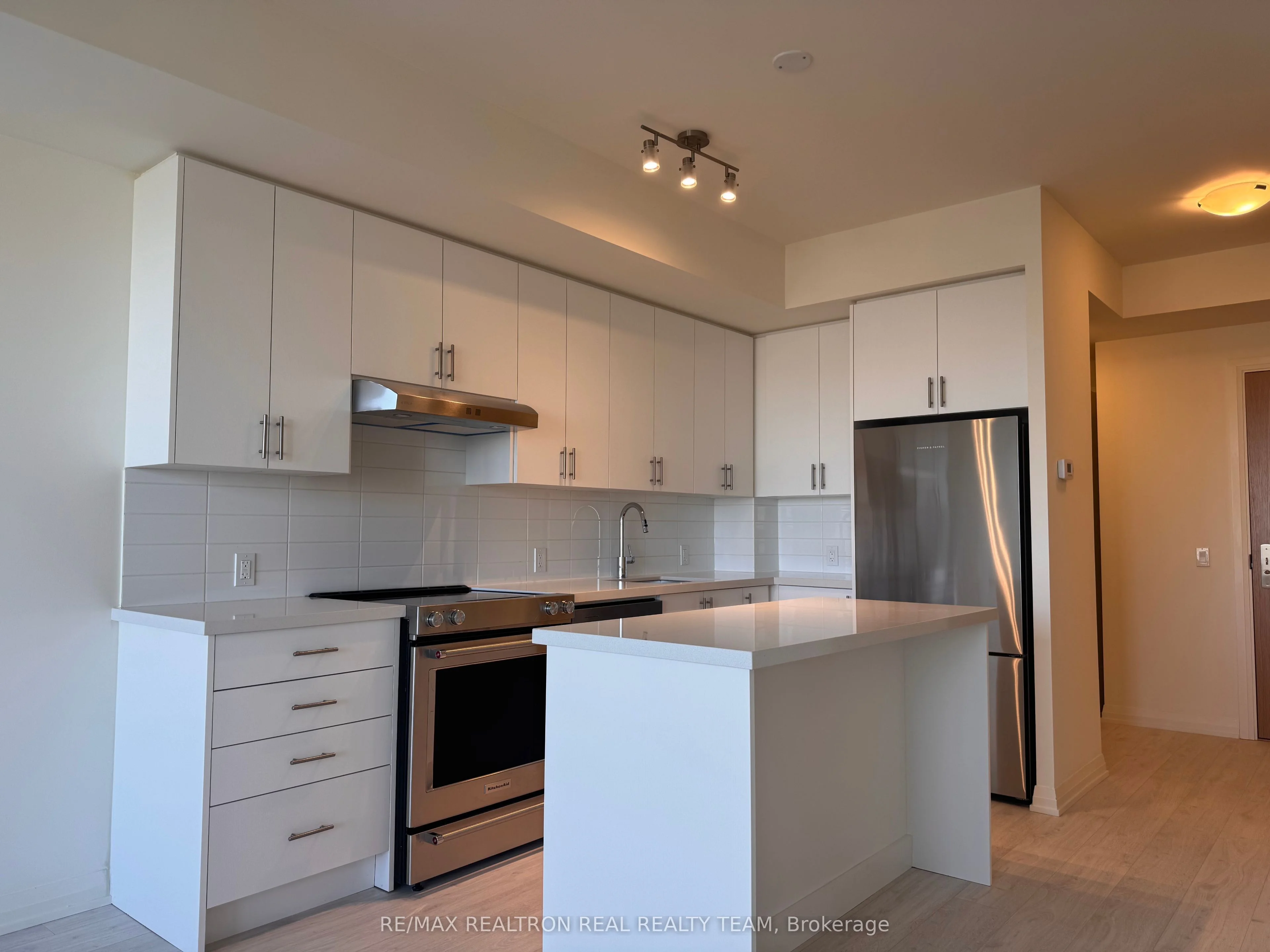 Condo Apartment in Vaughan