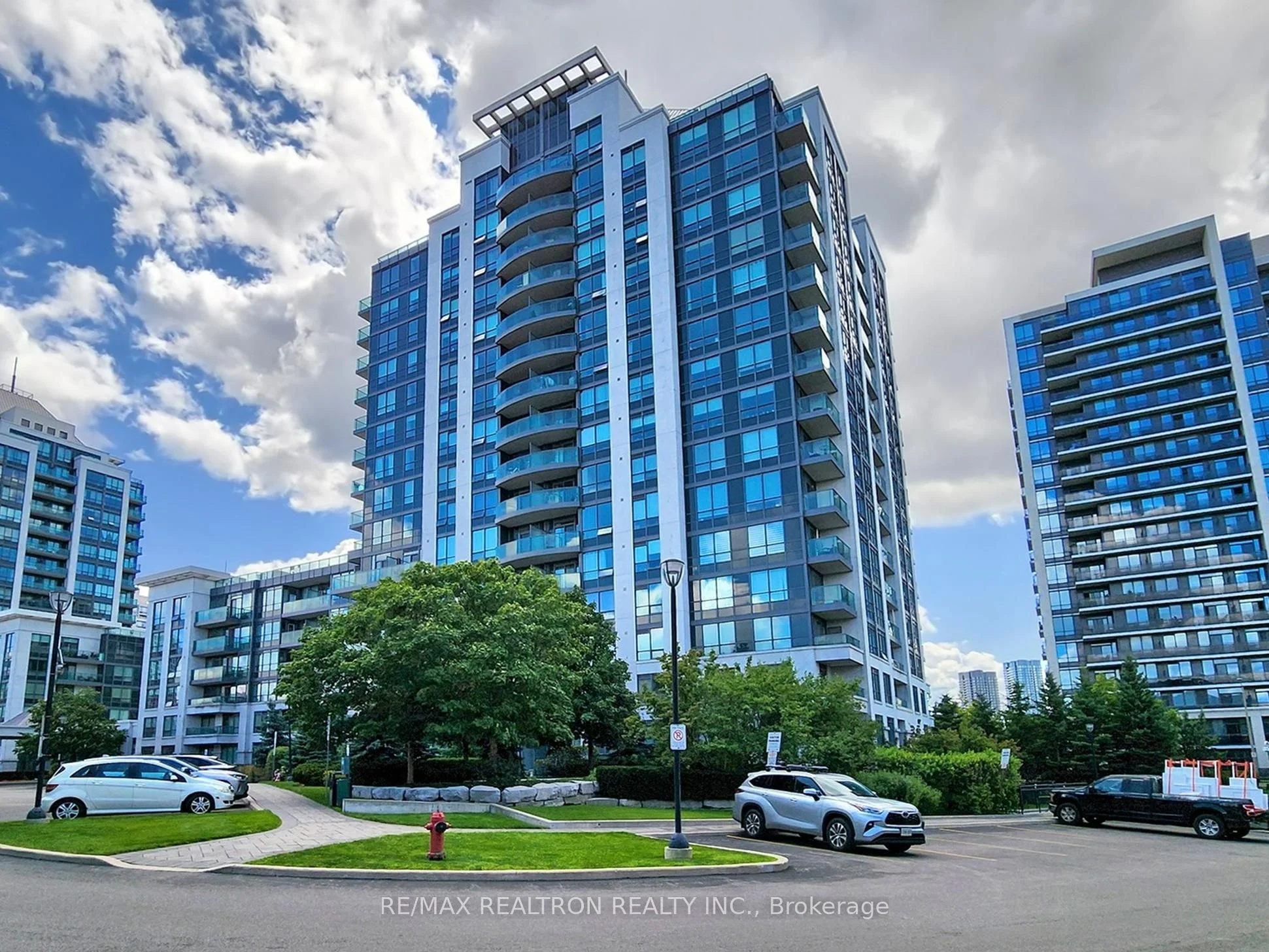 30 North Park Road 1207, Vaughan, On L4j 0g6