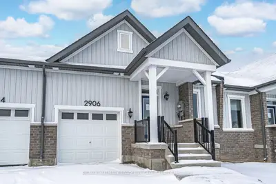 Att/Row/Townhouse in Innisfil
