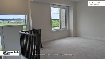Att/Row/Townhouse in Vaughan
