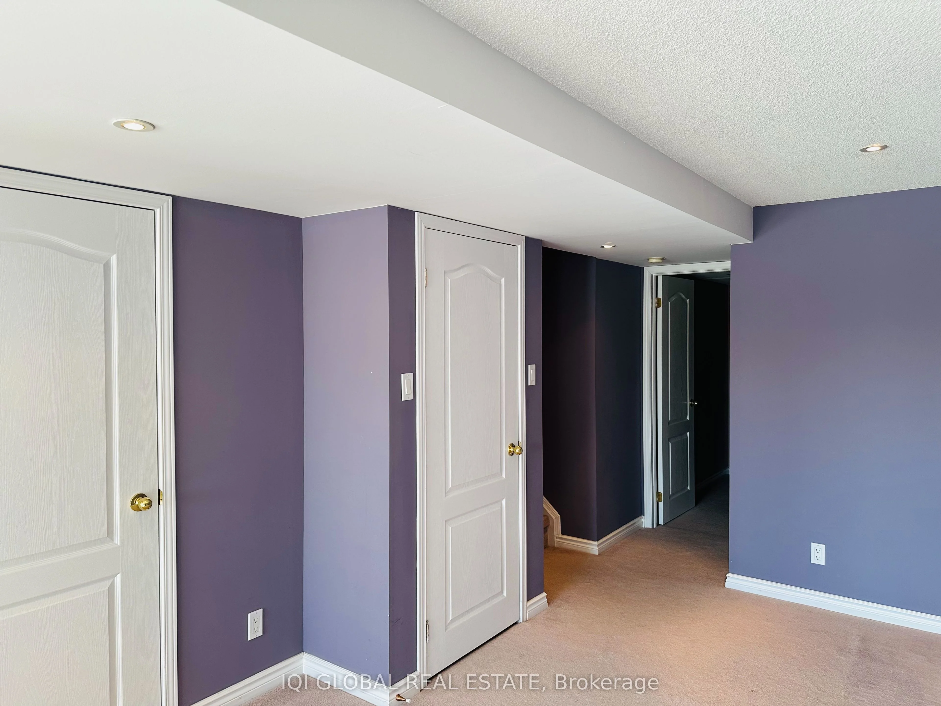 8 TOWNWOOD Drive 81, Richmond Hill, ON L4E 4Y3