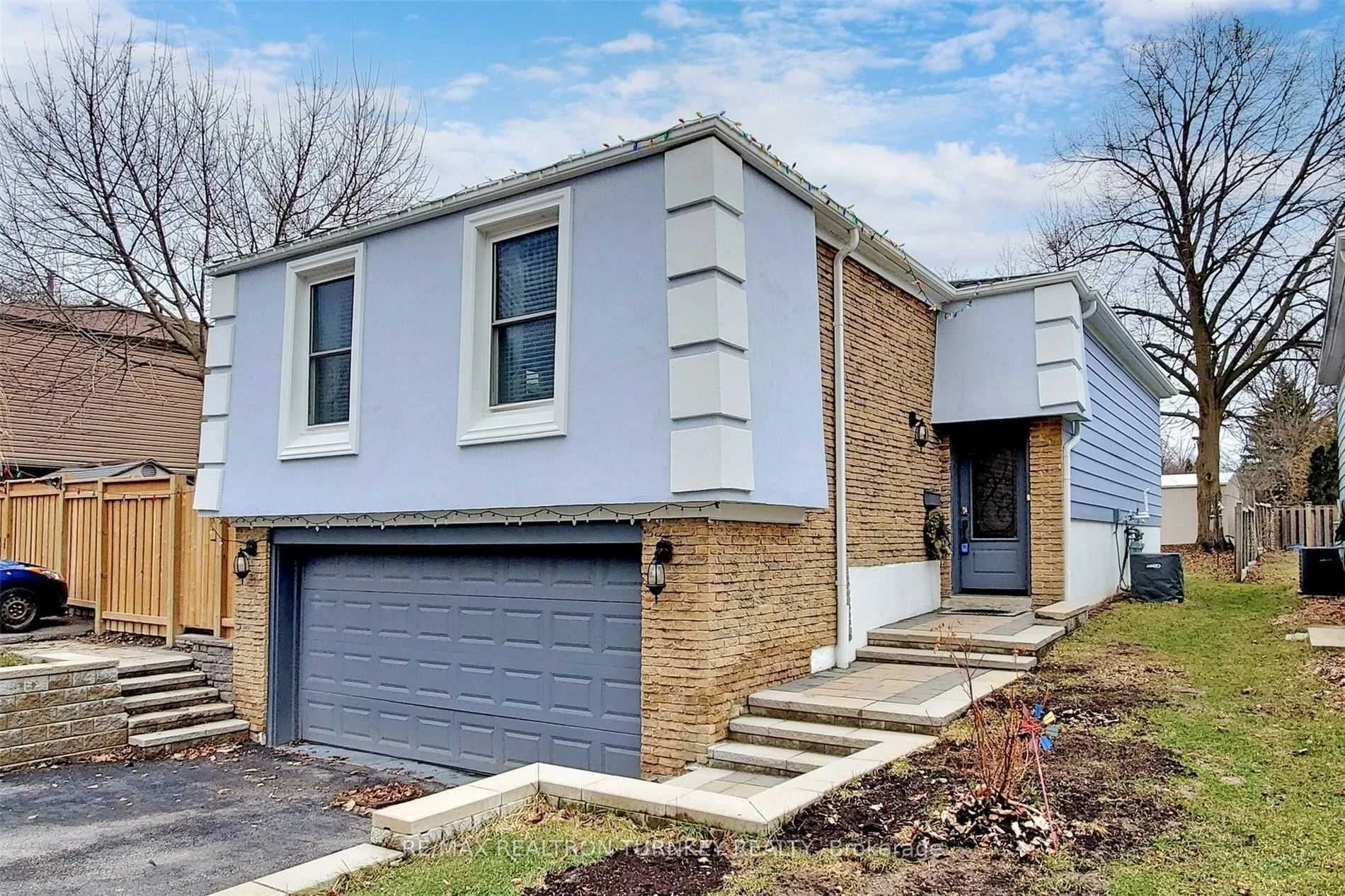 41 Merrylynn - Upper Drive, Richmond Hill, On L4c 5b2