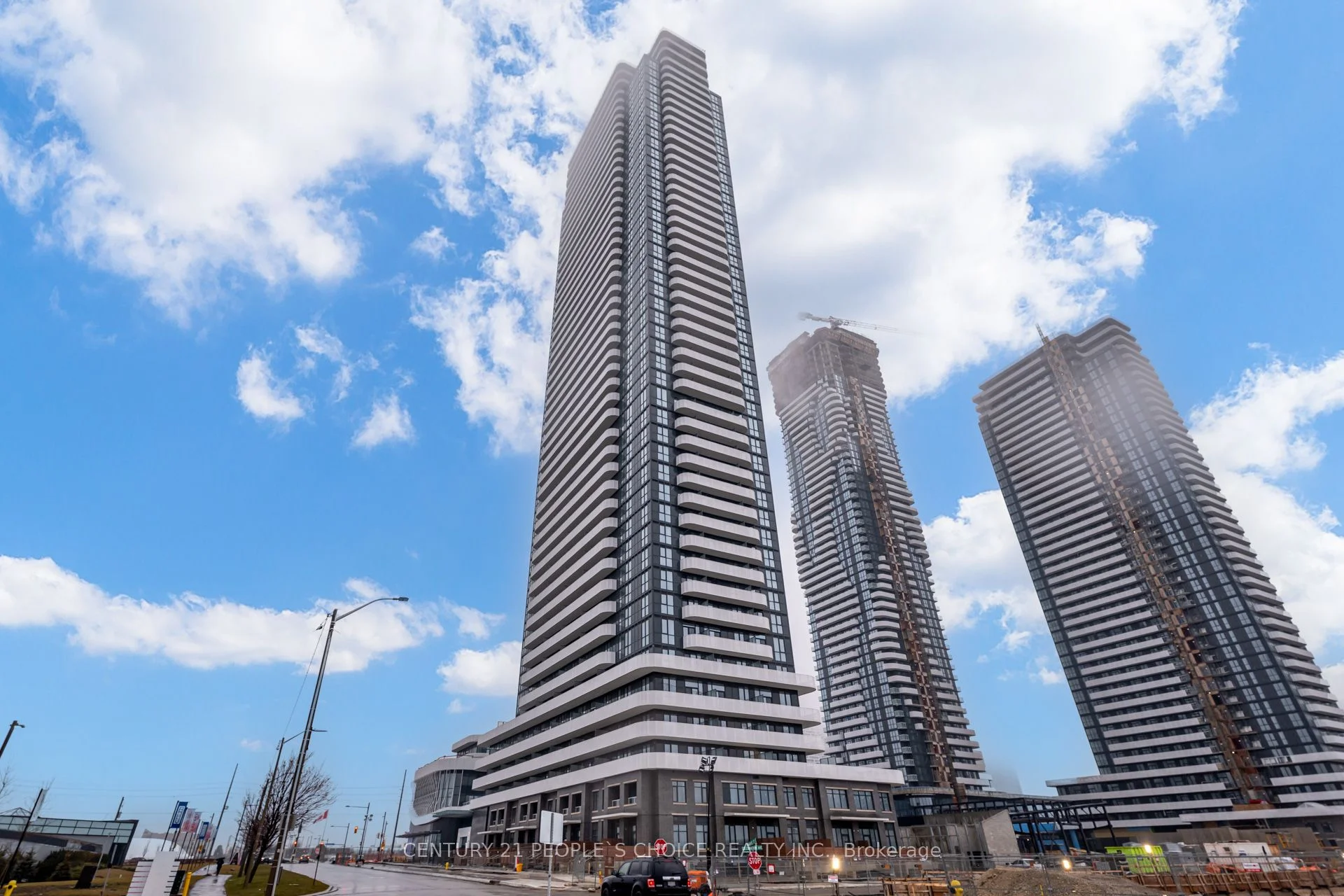 195 Commerce Street 1103, Vaughan, On L4k 5v7
