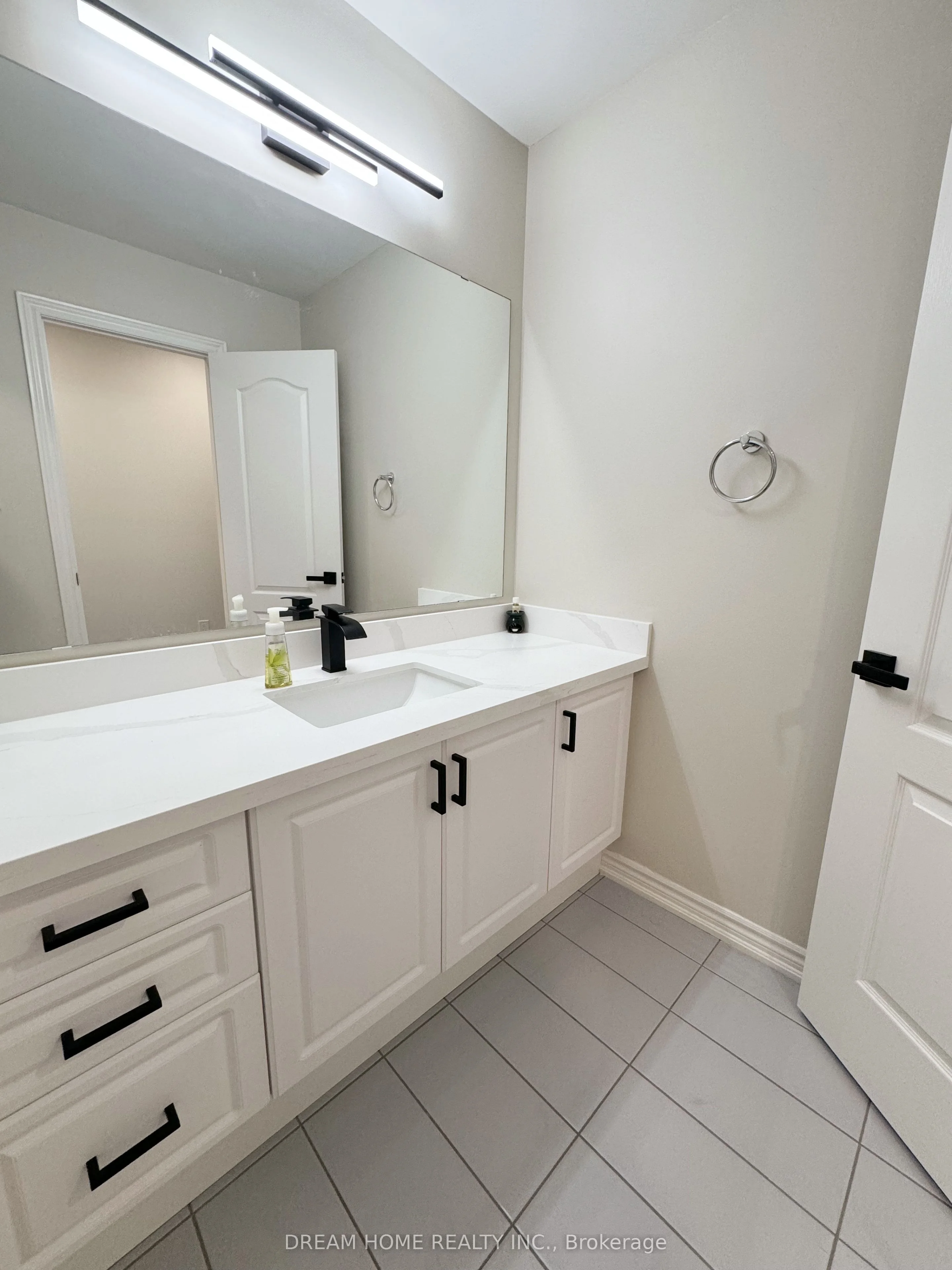 85 Markview Road, Whitchurch-Stouffville, ON L4A 4W3