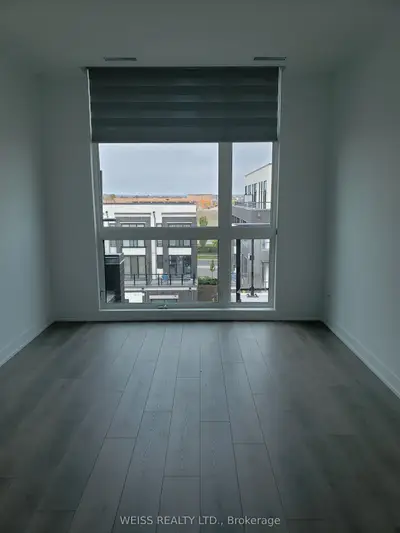 Condo Apartment in Markham