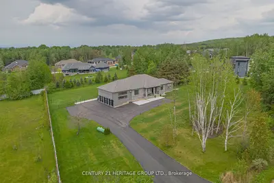 Detached in Bradford West Gwillimbury