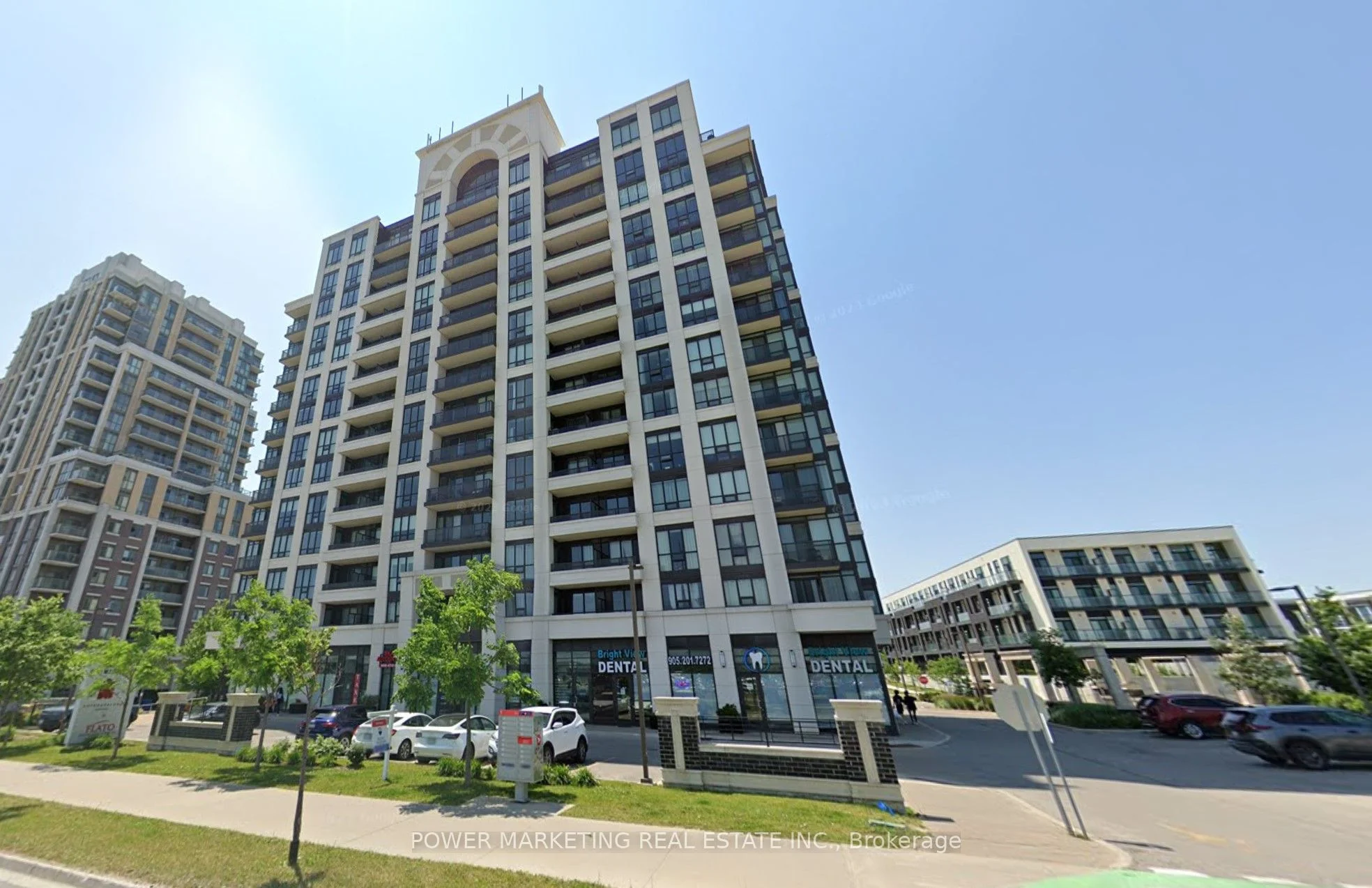 Condo Apartment in Markham