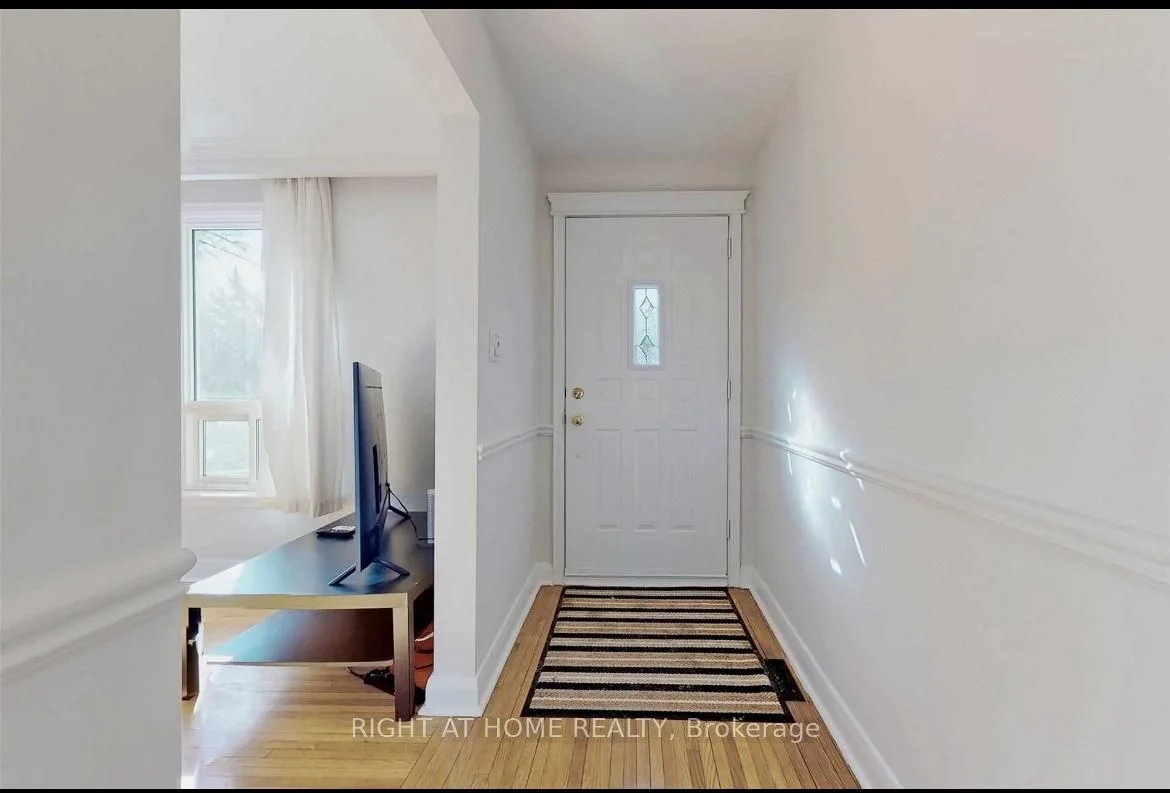387 Bent Crescent, Richmond Hill, ON L4C 1C4