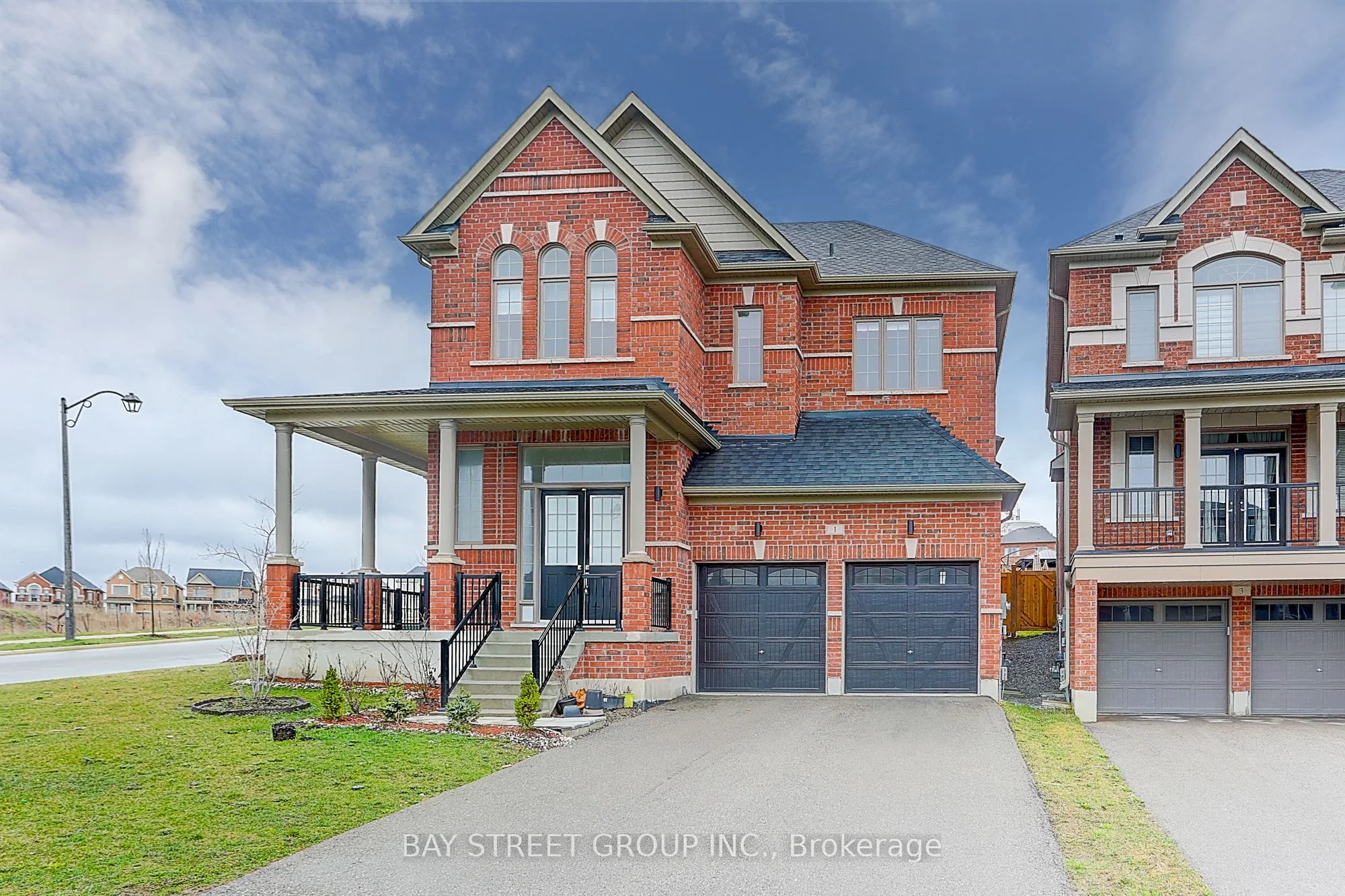 1 Frank Kelly Drive, East Gwillimbury, On L9n 0v2