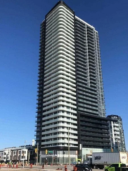 Condo Apartment in Vaughan