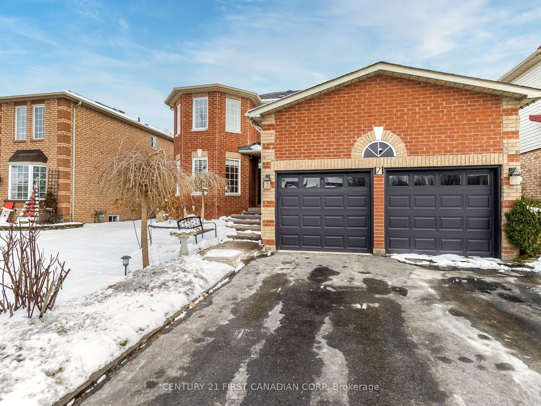 Detached in New Tecumseth