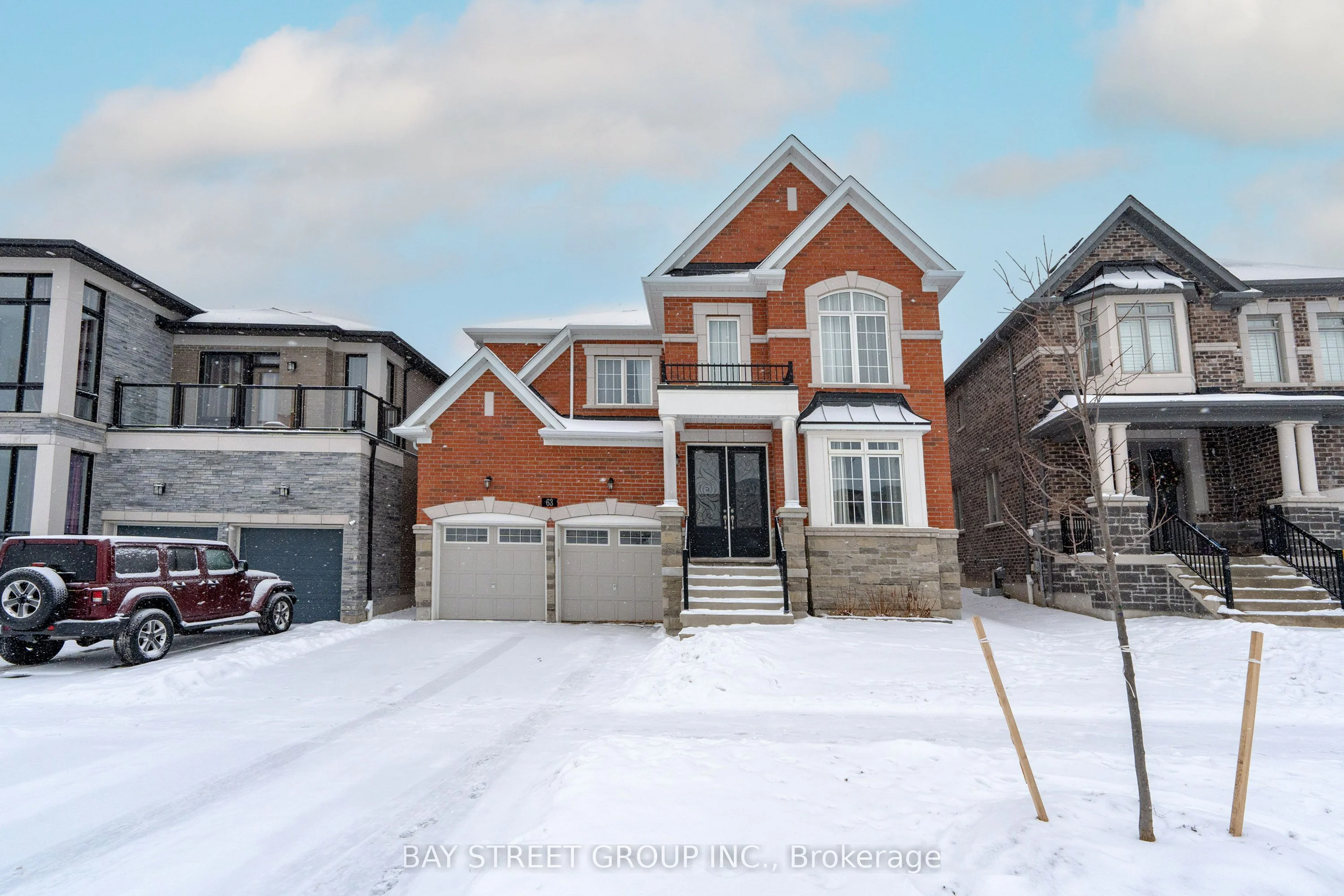 Detached in Aurora