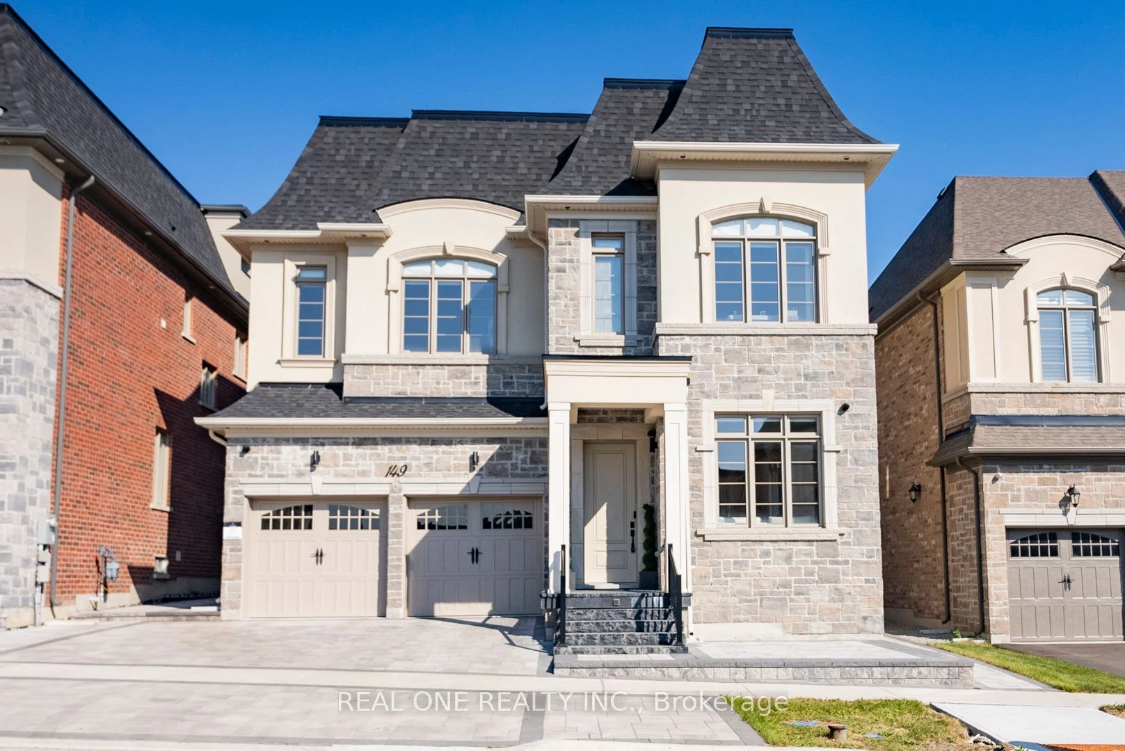 Detached in Richmond Hill