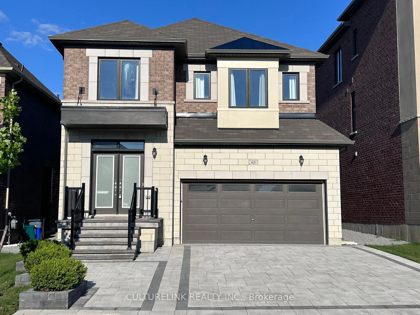 Detached in East Gwillimbury
