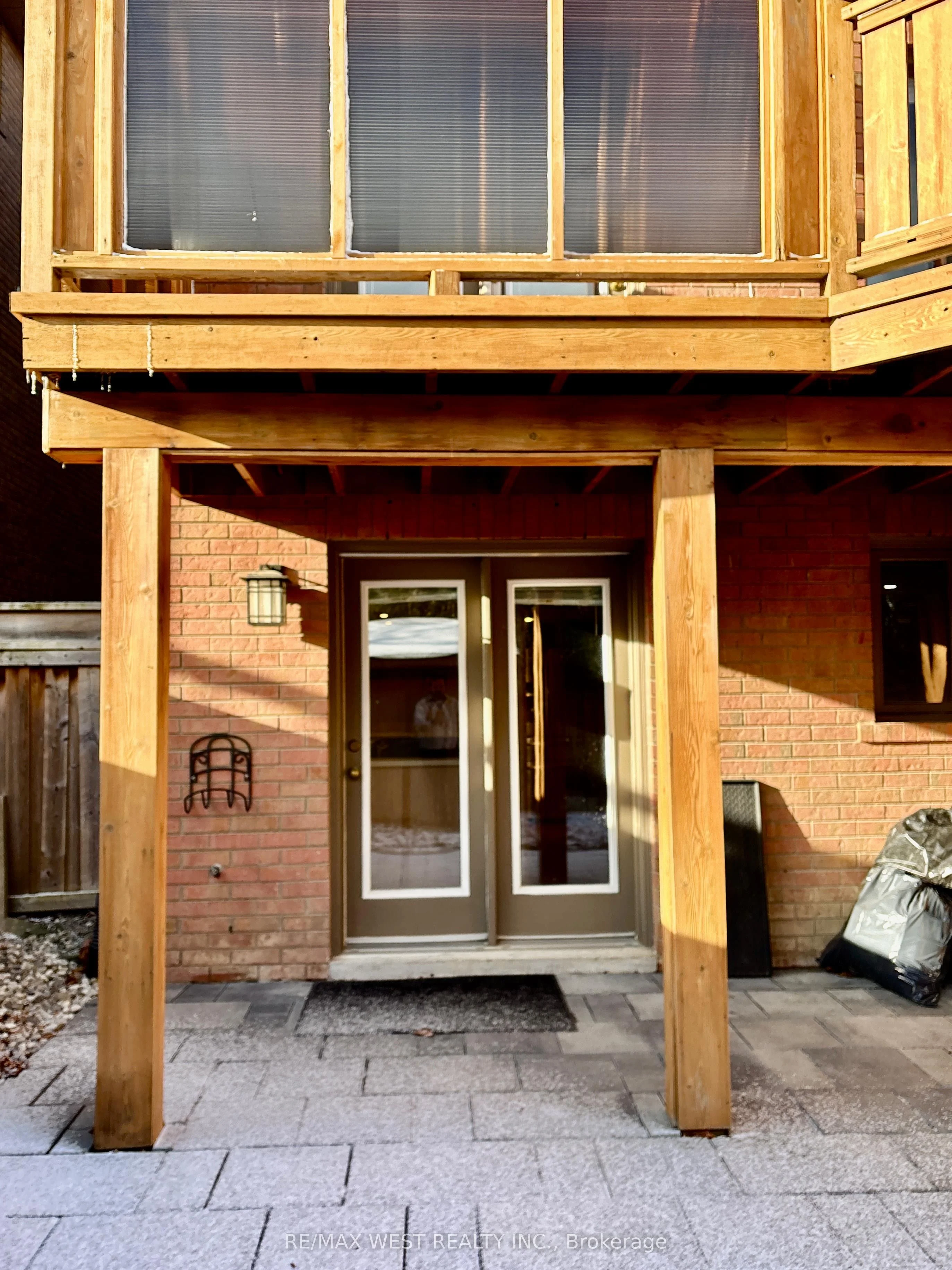 463 Hewitt Circle Bsmt, Newmarket, ON L3X 2M1