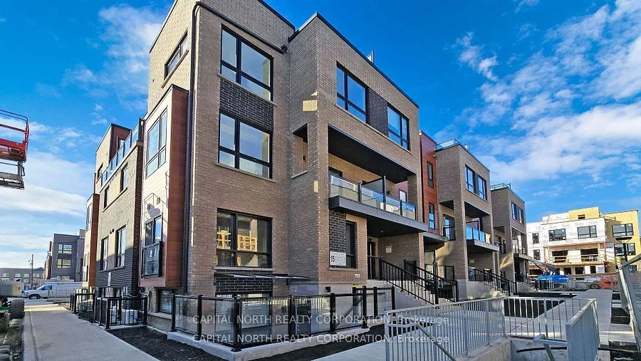 Condo Townhouse in Newmarket