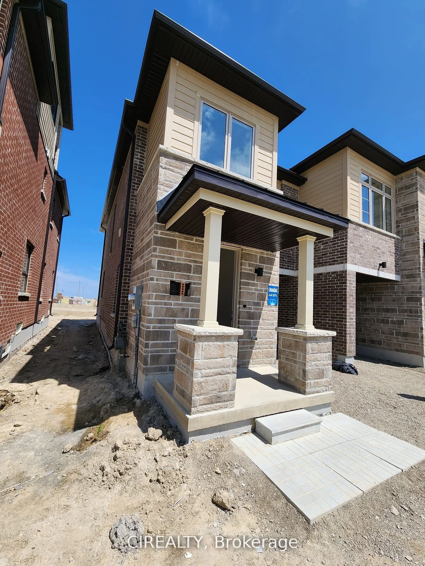 170 William Booth Avenue, Newmarket, ON L3X 0L5