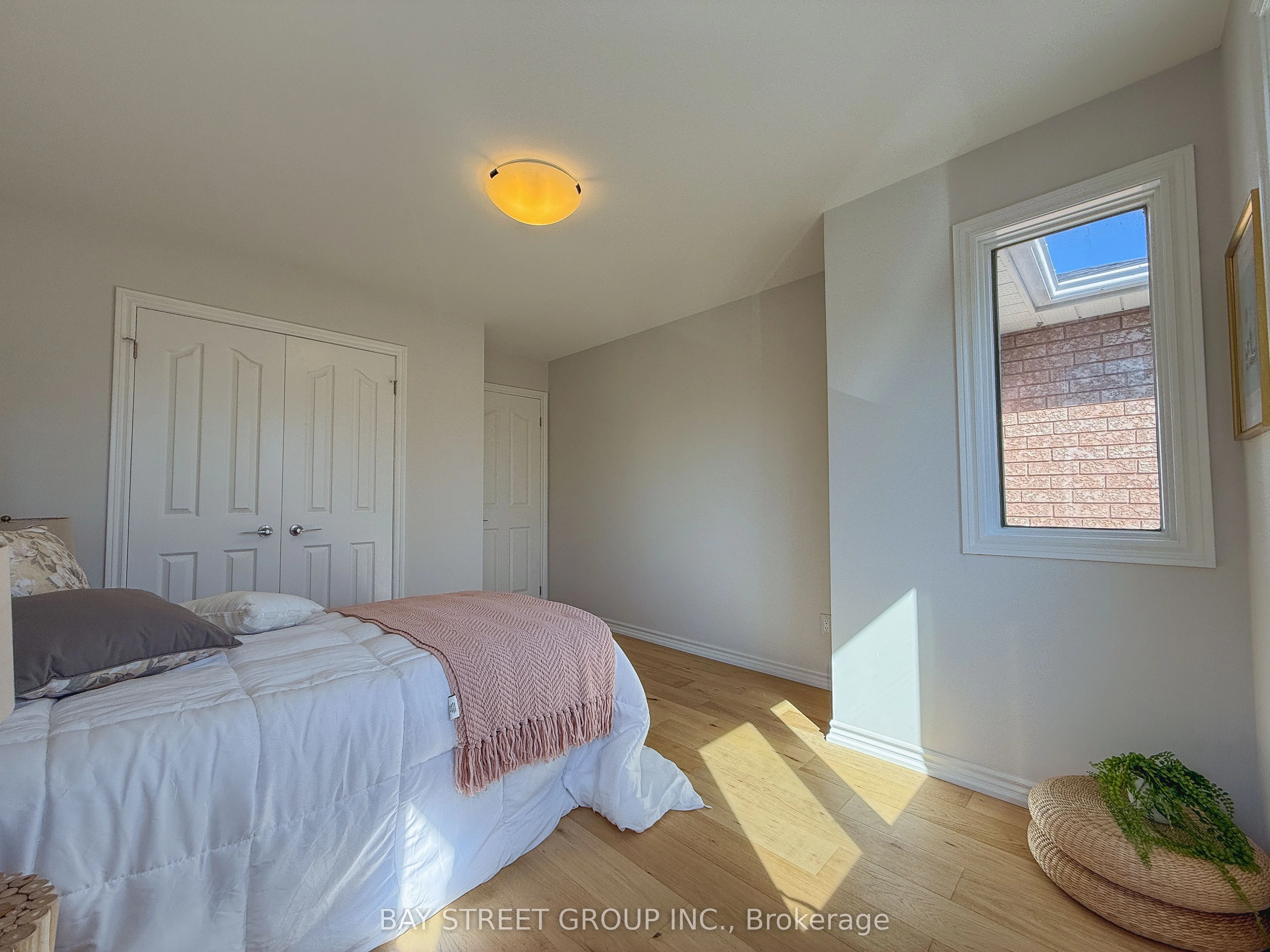 6 Ronrisa Drive 1&2 Lvl, Richmond Hill, ON L4S 1J7