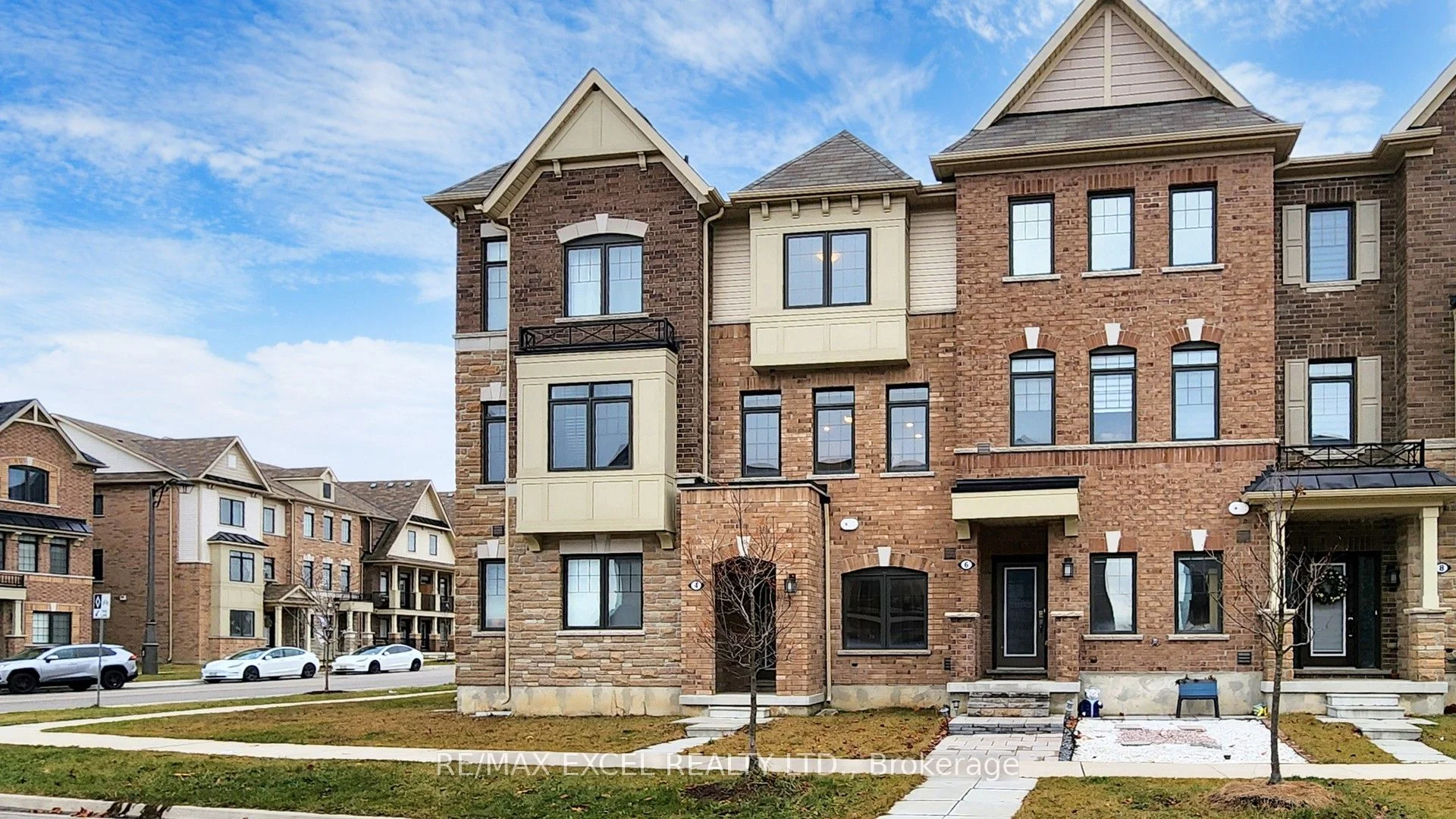 Att/Row/Townhouse in Markham