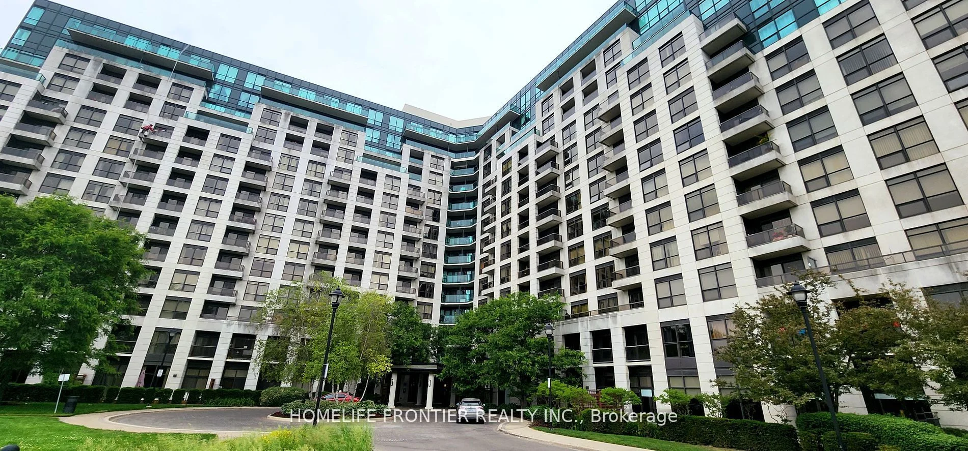 18 Harding Boulevard 230, Richmond Hill, On L4c 0t3