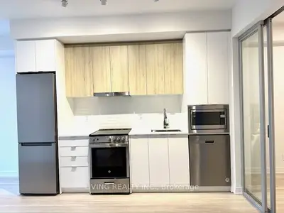 Condo Apartment in Vaughan