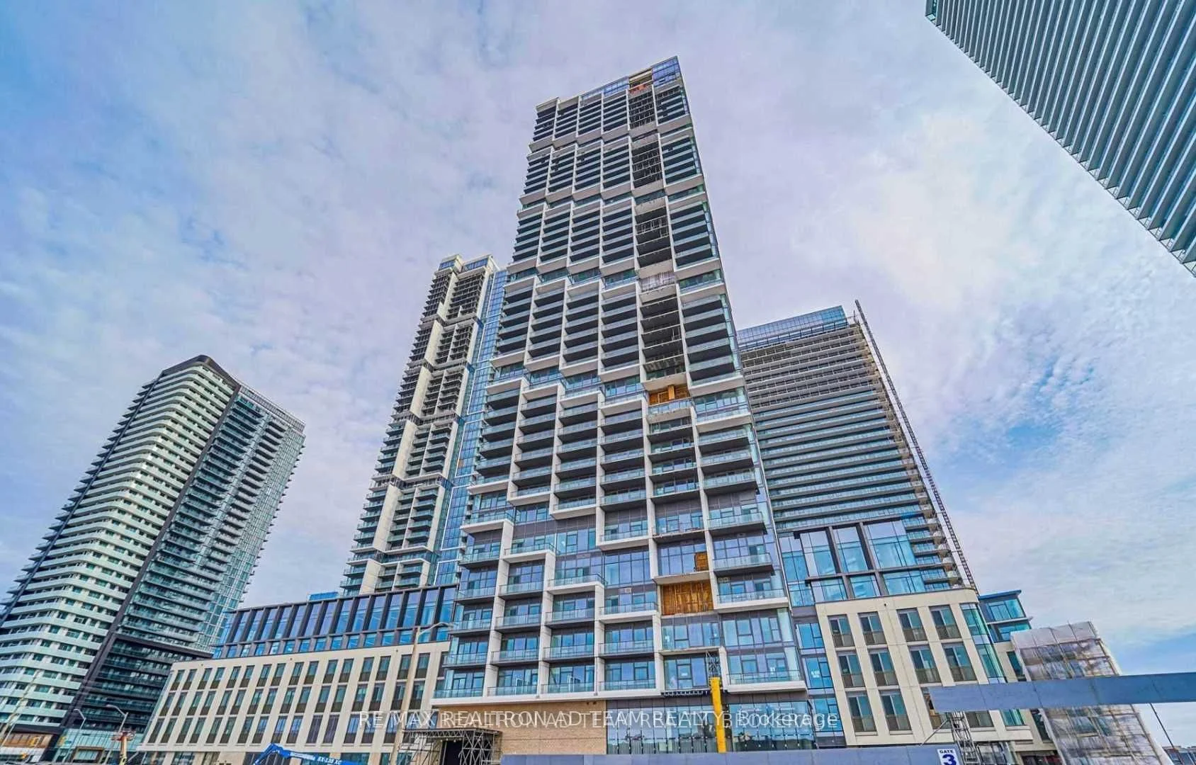 1000 Portage Parkway 1901, Vaughan, On L4k 0l1