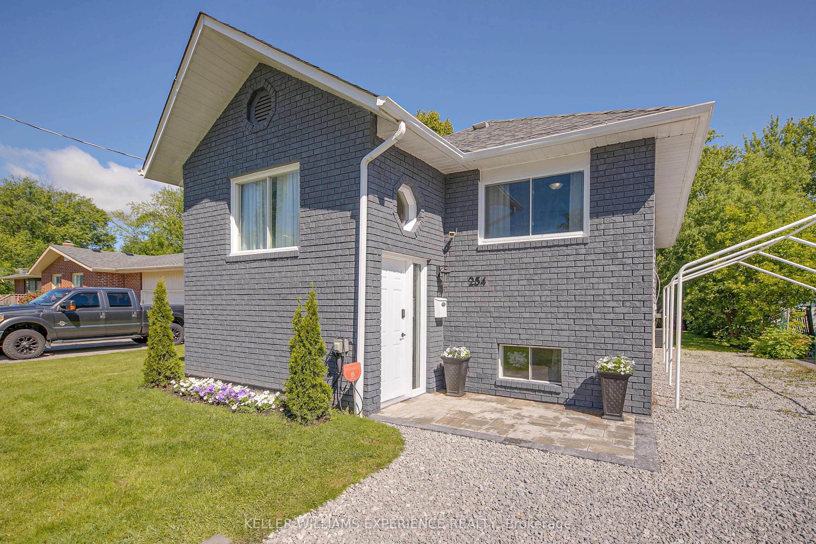 Detached in Georgina