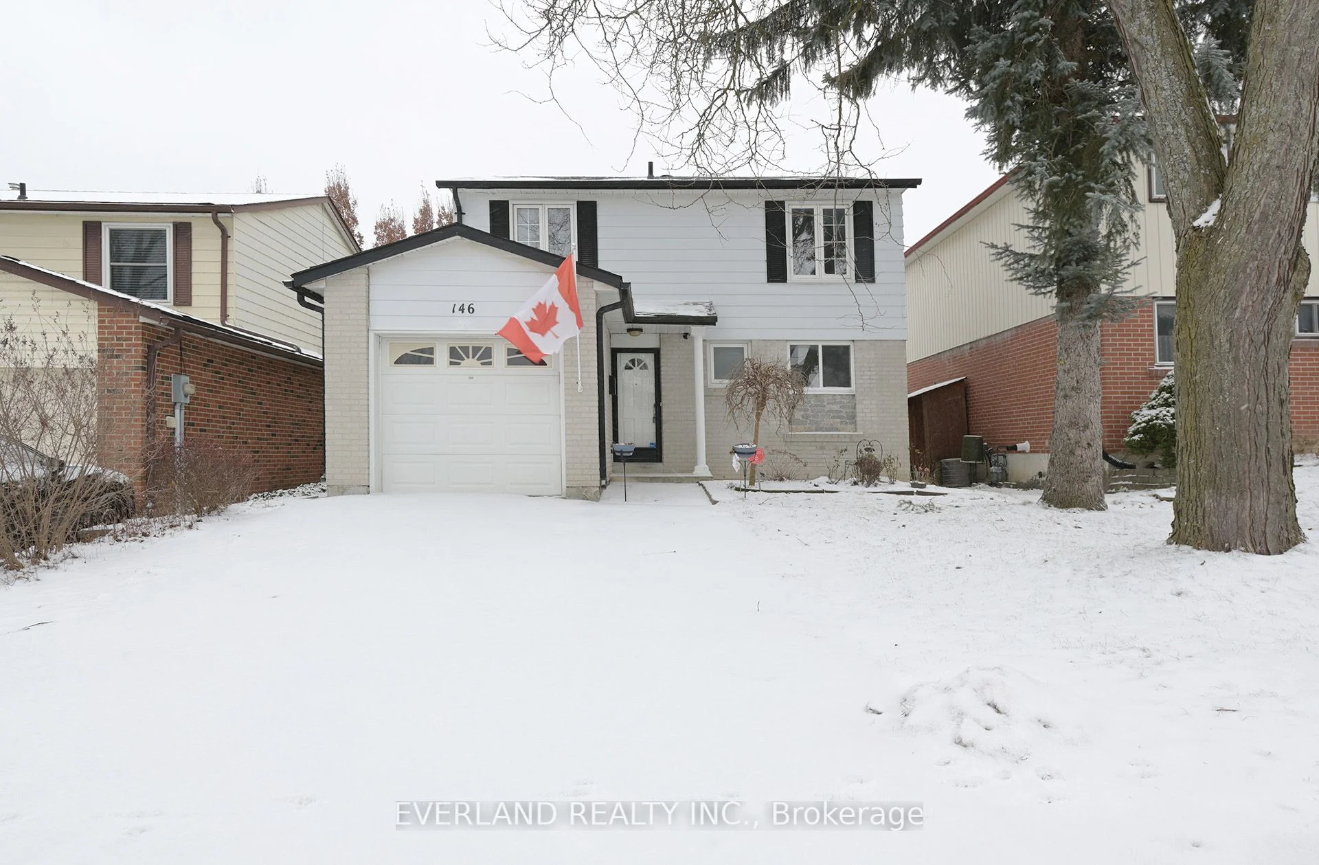 Detached in Newmarket