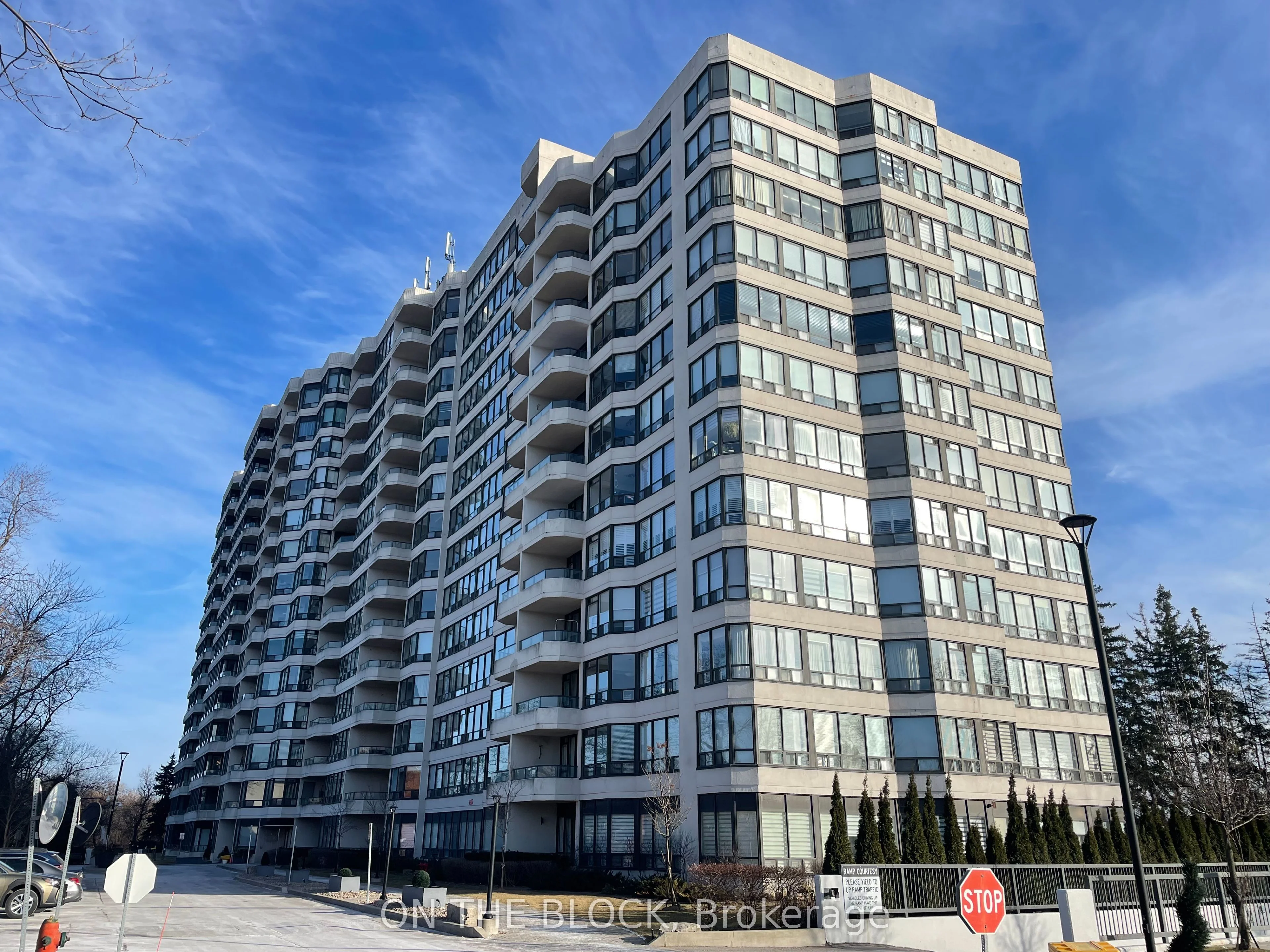 8501 Bayview Avenue 602, Richmond Hill, On L4b 3j7