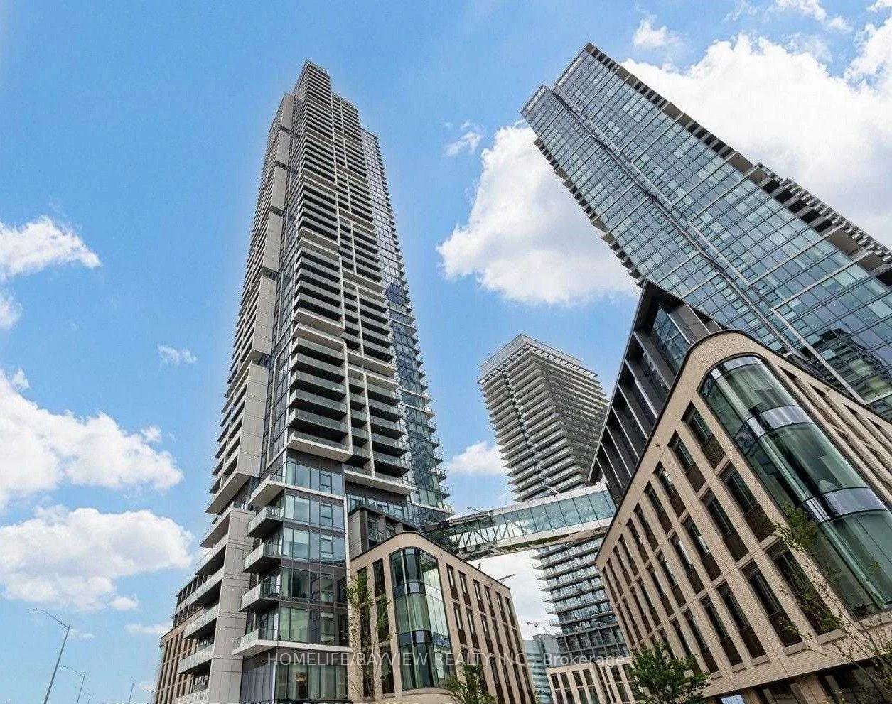 Condo Apartment in Vaughan
