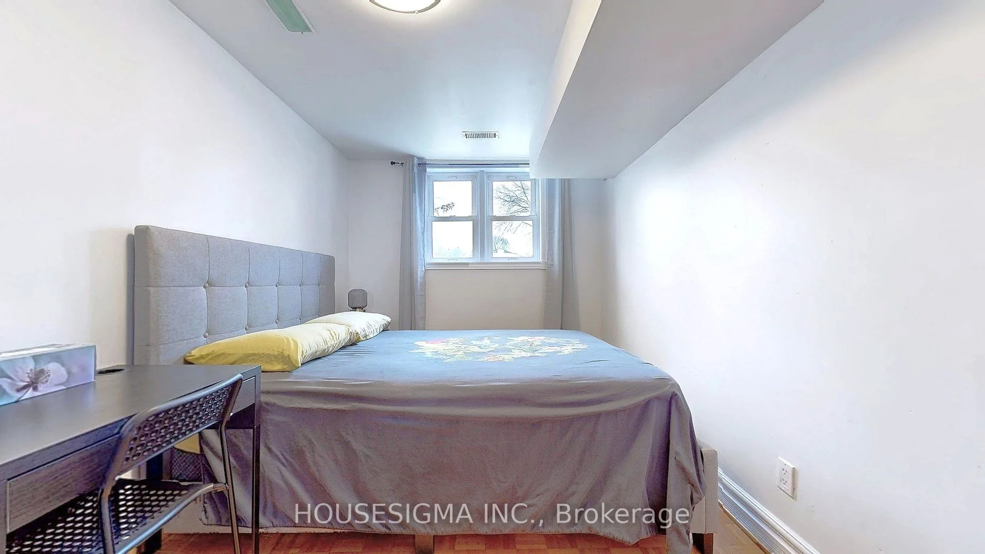 156 Trayborn Drive Wo Bsmt, Richmond Hill, On L4c 4l1