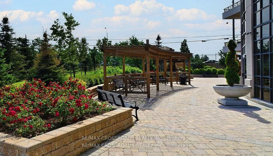 9245 Jane Street 302, Vaughan, ON L6A 0J9