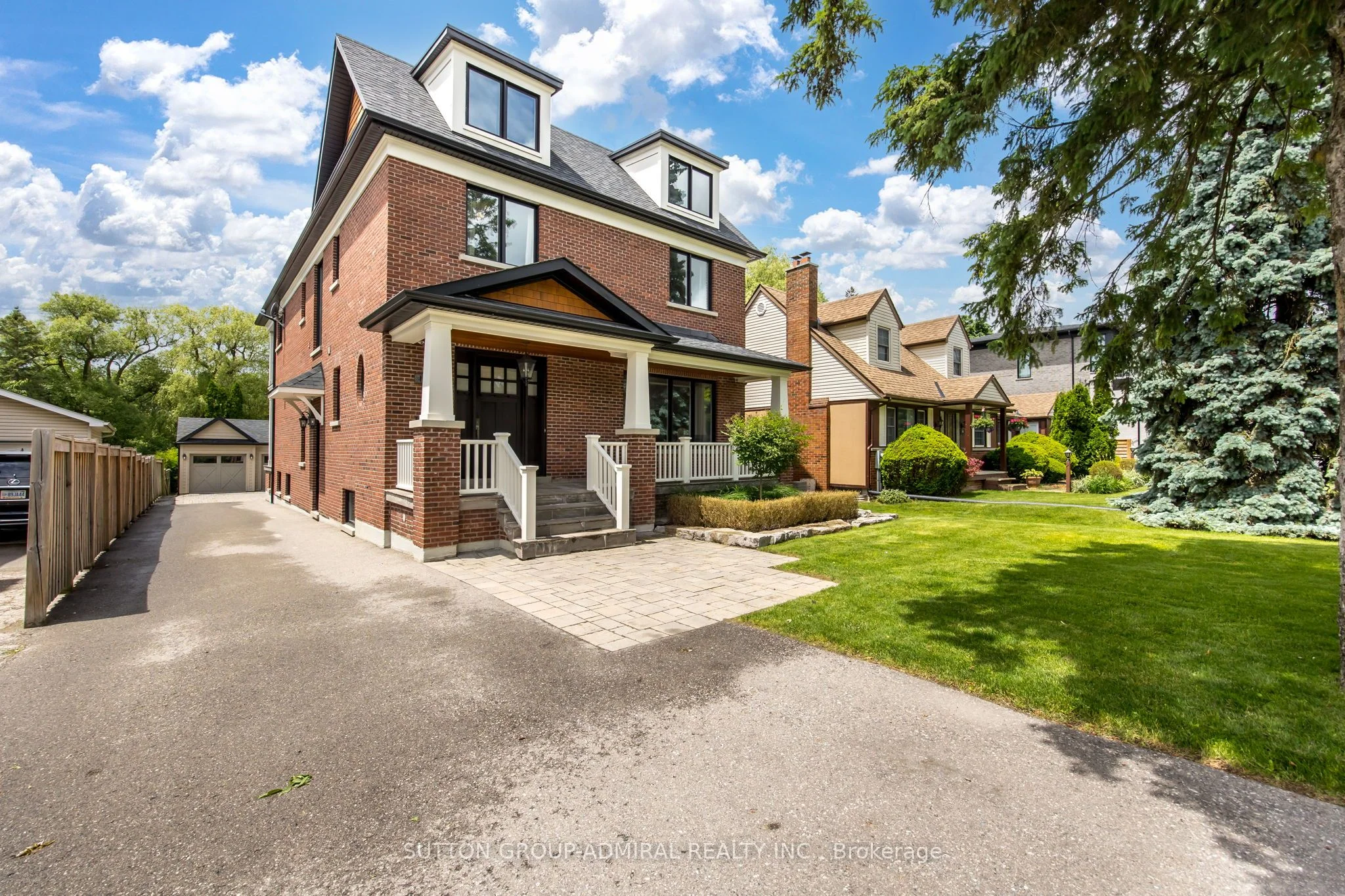 Detached in Richmond Hill