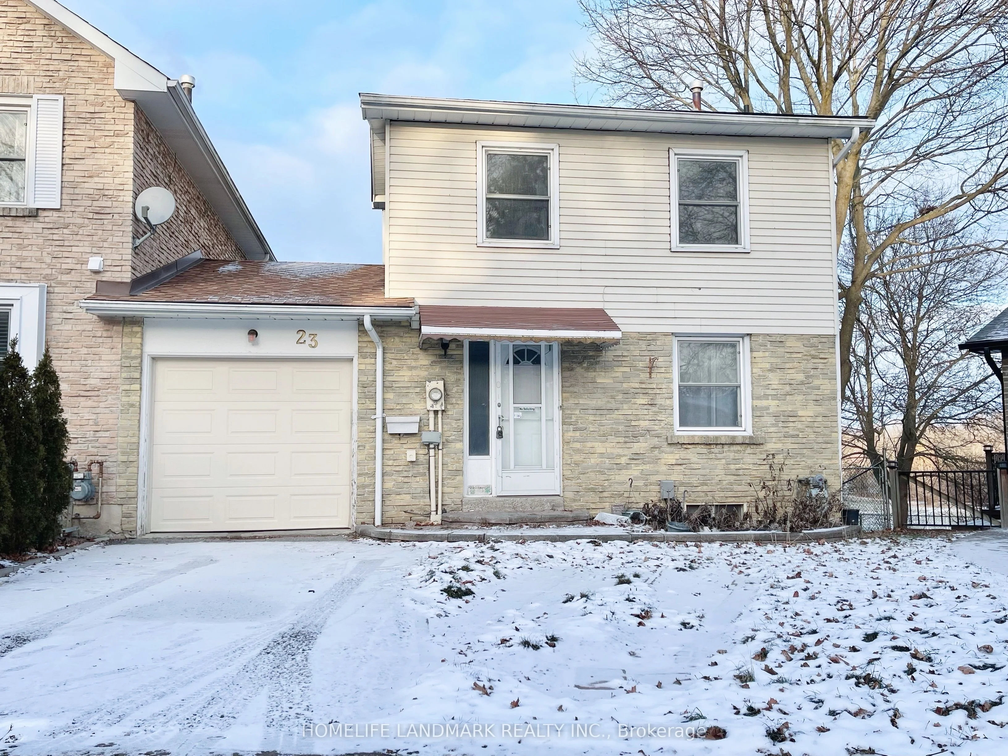 23 Parkland Court, Aurora, On L4g 3m5
