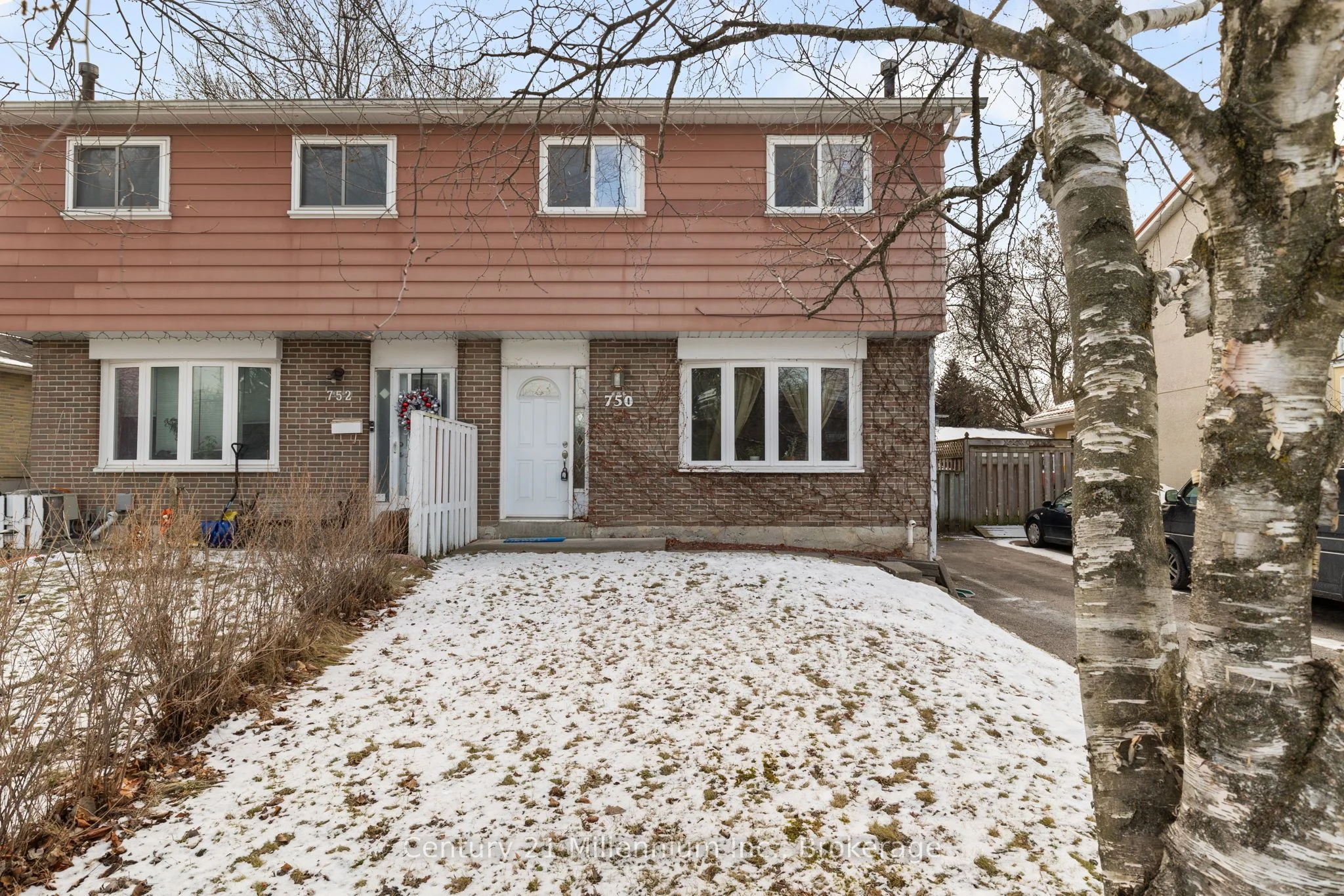Semi-Detached in Newmarket