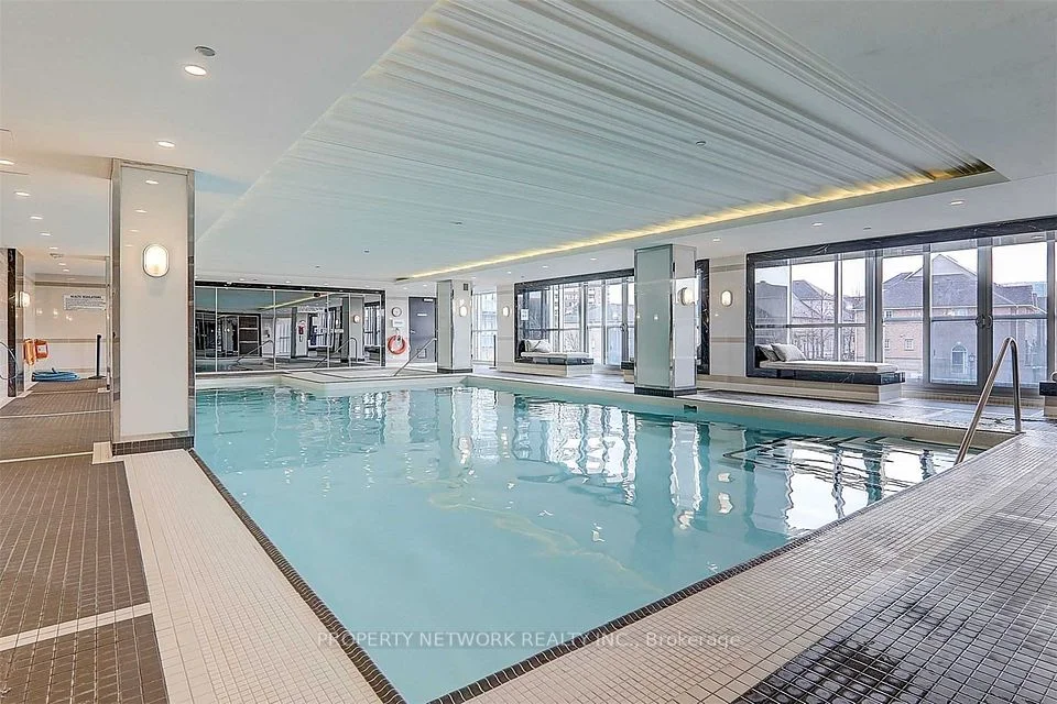 9201 Yonge Street 1812, Richmond Hill, ON L4C 1H9