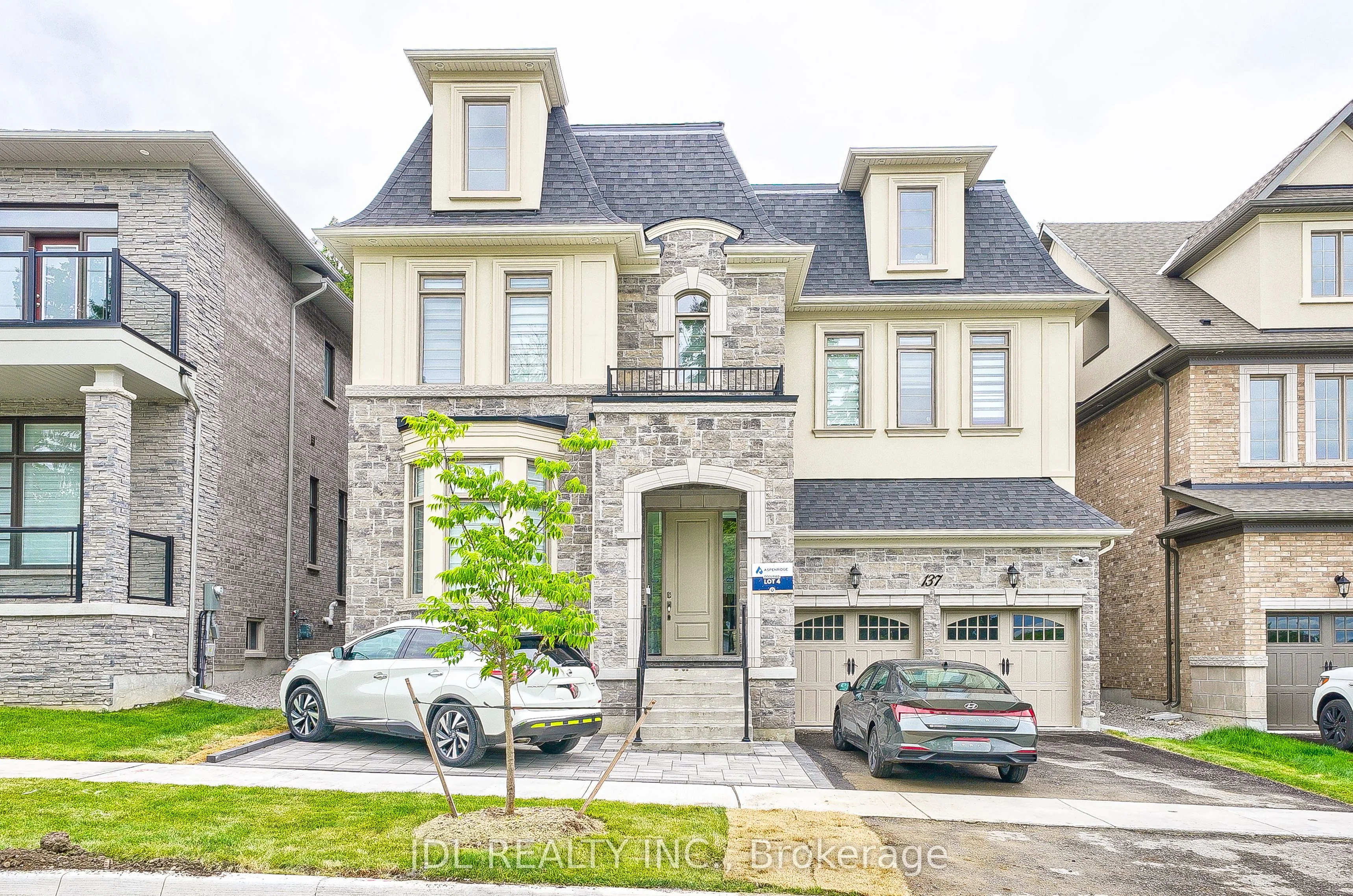 Detached in Richmond Hill