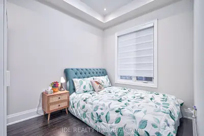 137 Hillsview Drive Room 1f, Richmond Hill, On L4c 2r4