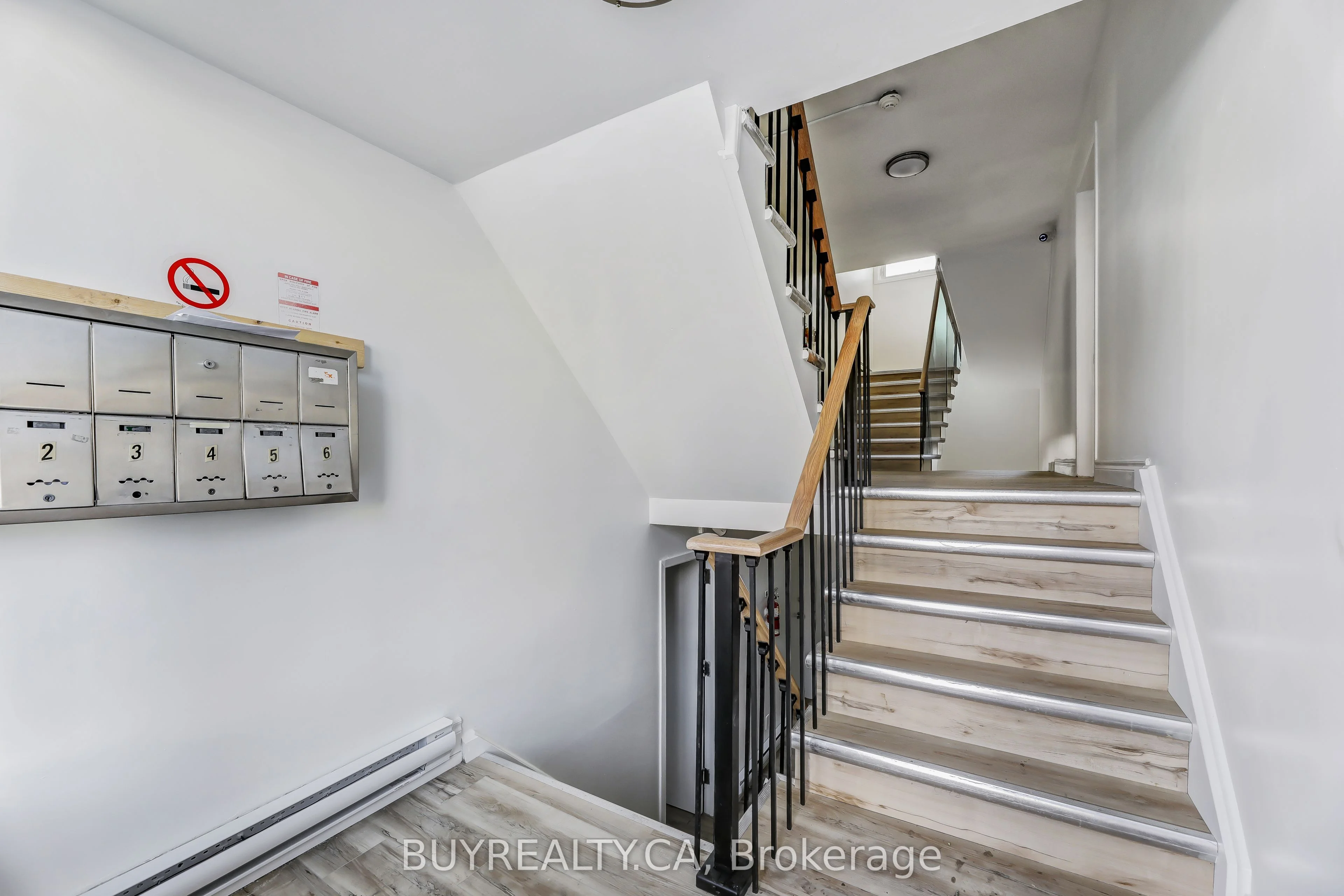 308 Prospect Street #3, Newmarket, ON L3Y 3V2