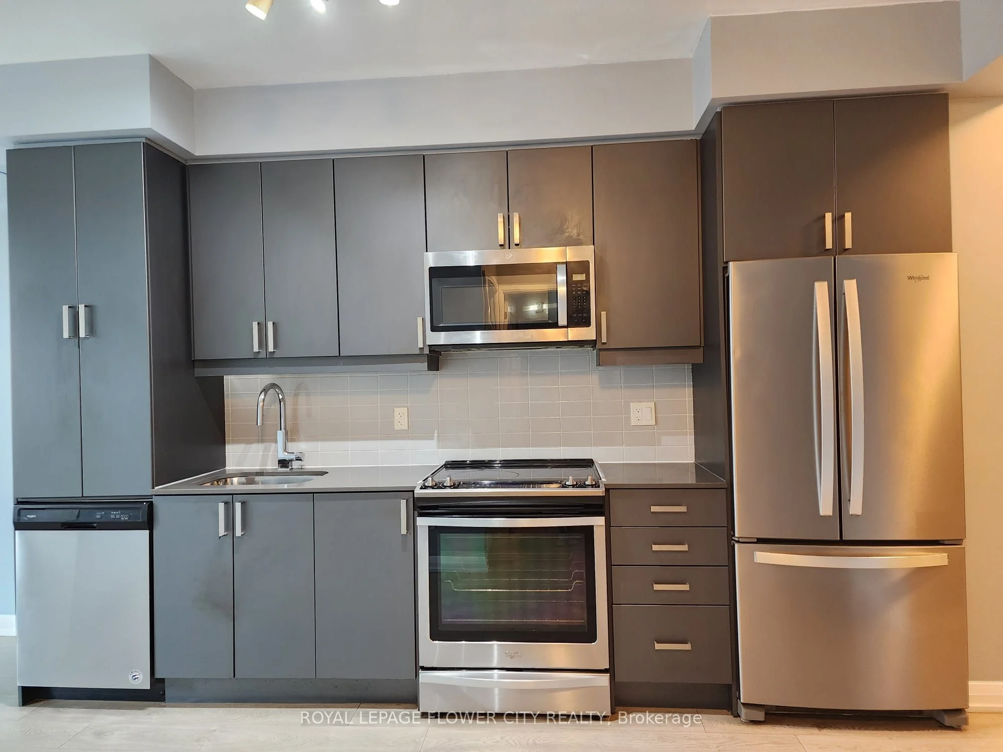 7895 Jane Street 210, Vaughan, ON L4K 2M7