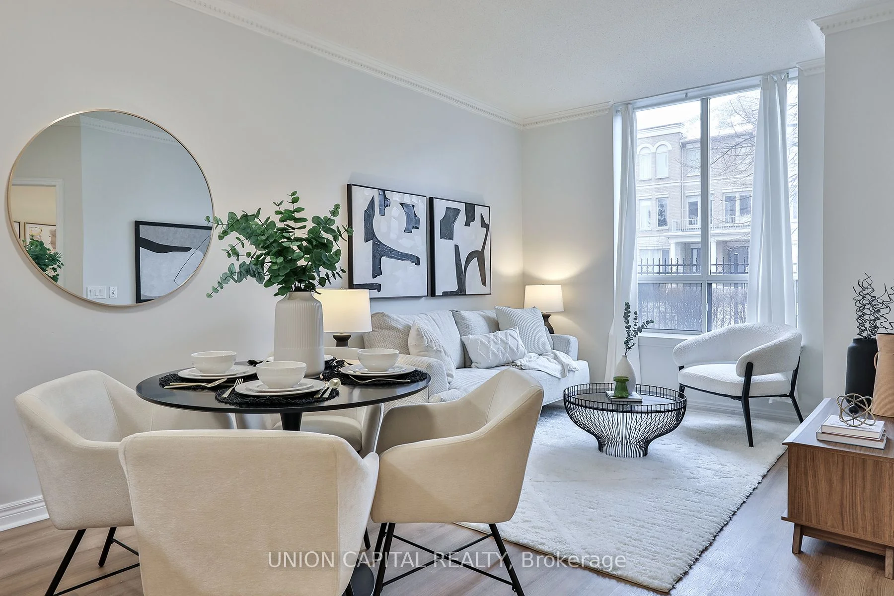 Condo Apartment in Markham