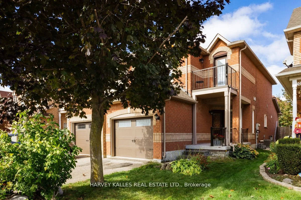 Semi-Detached in Richmond Hill