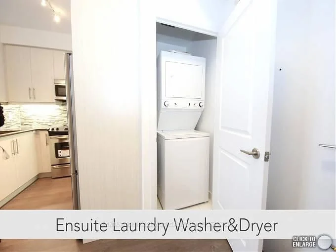 55 Oneida Crescent 1905, Richmond Hill, ON L4B 4T9