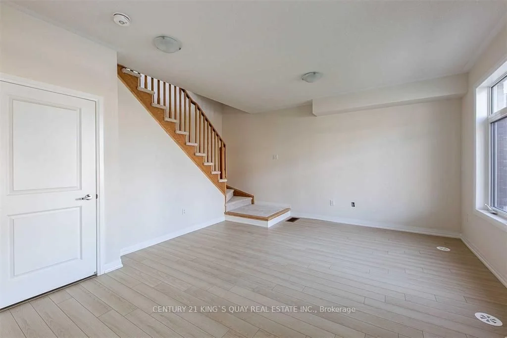 Att/Row/Townhouse in Markham