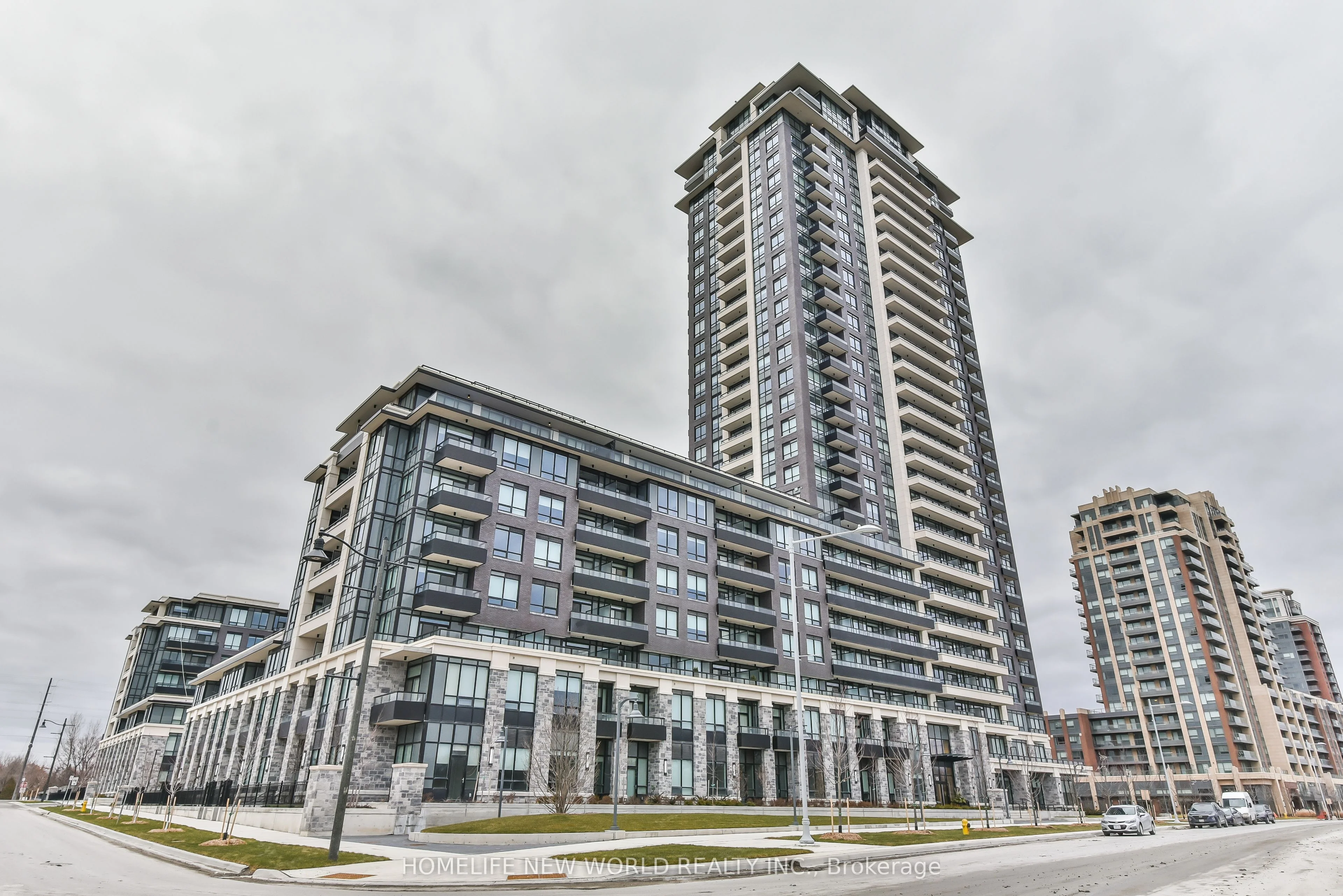 Condo Apartment in Markham