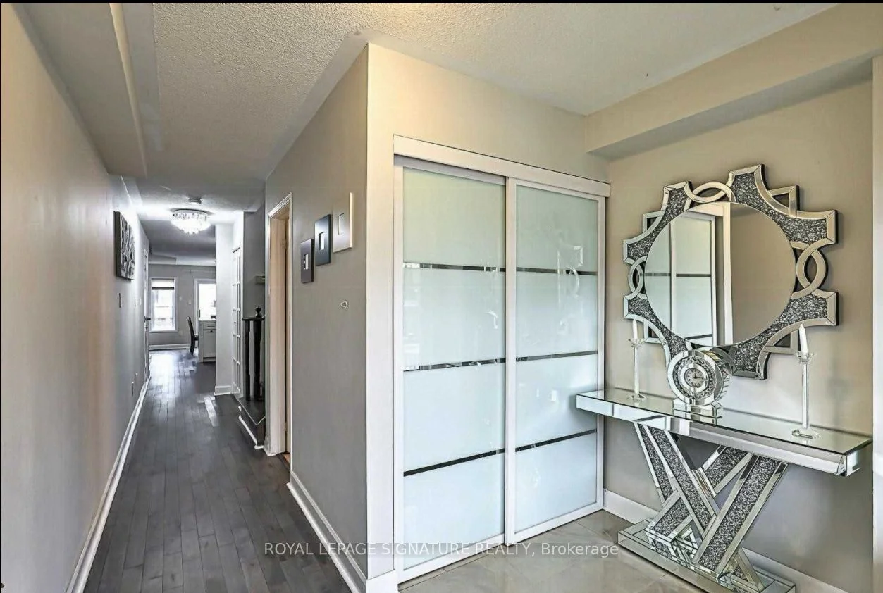 66 Coleridge Drive, Newmarket, ON L3X 2T6